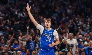 弗拉格：我的左肩应该没事 若想成功 就要想办法带伤继续打