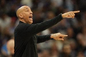 1胜3负！国王主帅：我们本该4-0的 但我们并没有准备好4-0