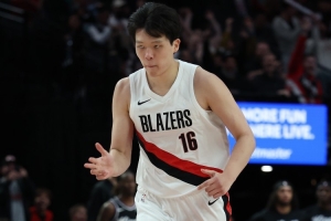 刘维伟：开拓者教练组对瀚森的发展是满意的 他们有长期培养计划