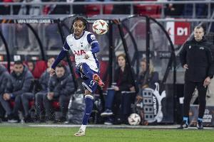 记者：斯彭斯、贝里瓦尔未参加热刺今日合练