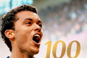 布伦南-约翰逊达成热刺百场里程碑，俱乐部社媒晒海报祝贺