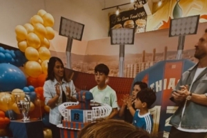 红蓝之心！网传梅西儿子蒂亚戈以巴萨主题派对庆祝13岁生日