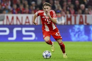 德天空记者：拜仁17岁小将卡尔将入选德国U21，出战欧青赛资格赛